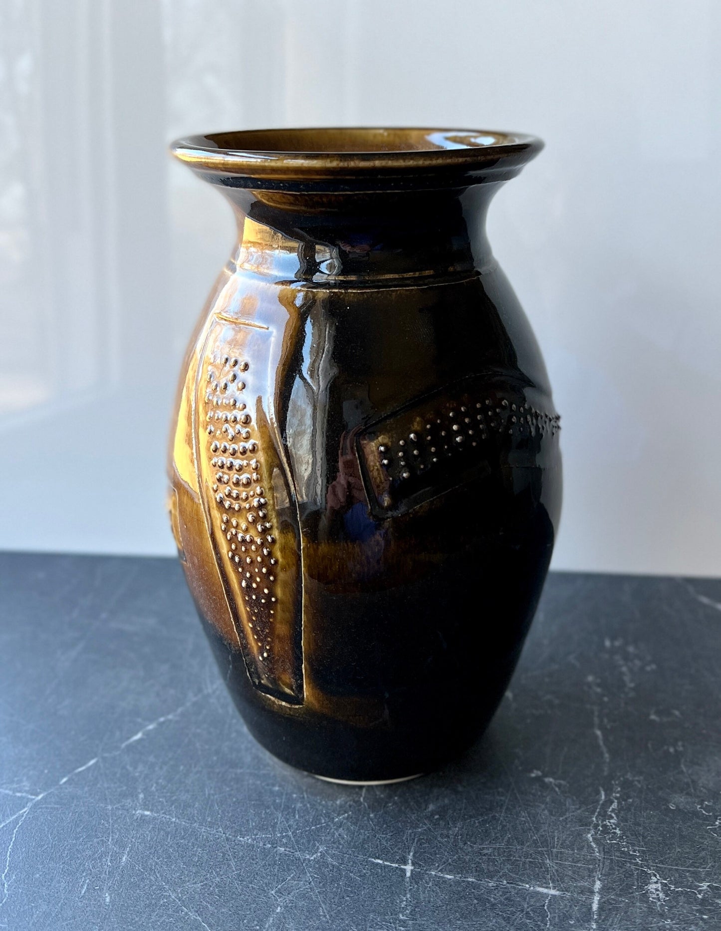 Large Ceramic Pottery Vase featuring a raised dot pattern and carving